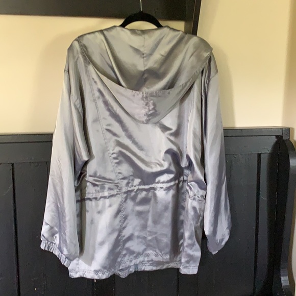 Vintage silver Fila hooded jacket windbreaker 14 - Picture 8 of 11